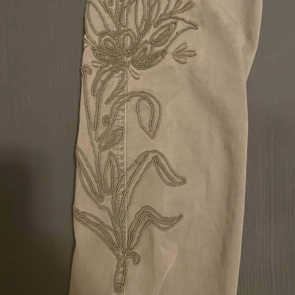 Women’s size 4/27 lucky brand pants